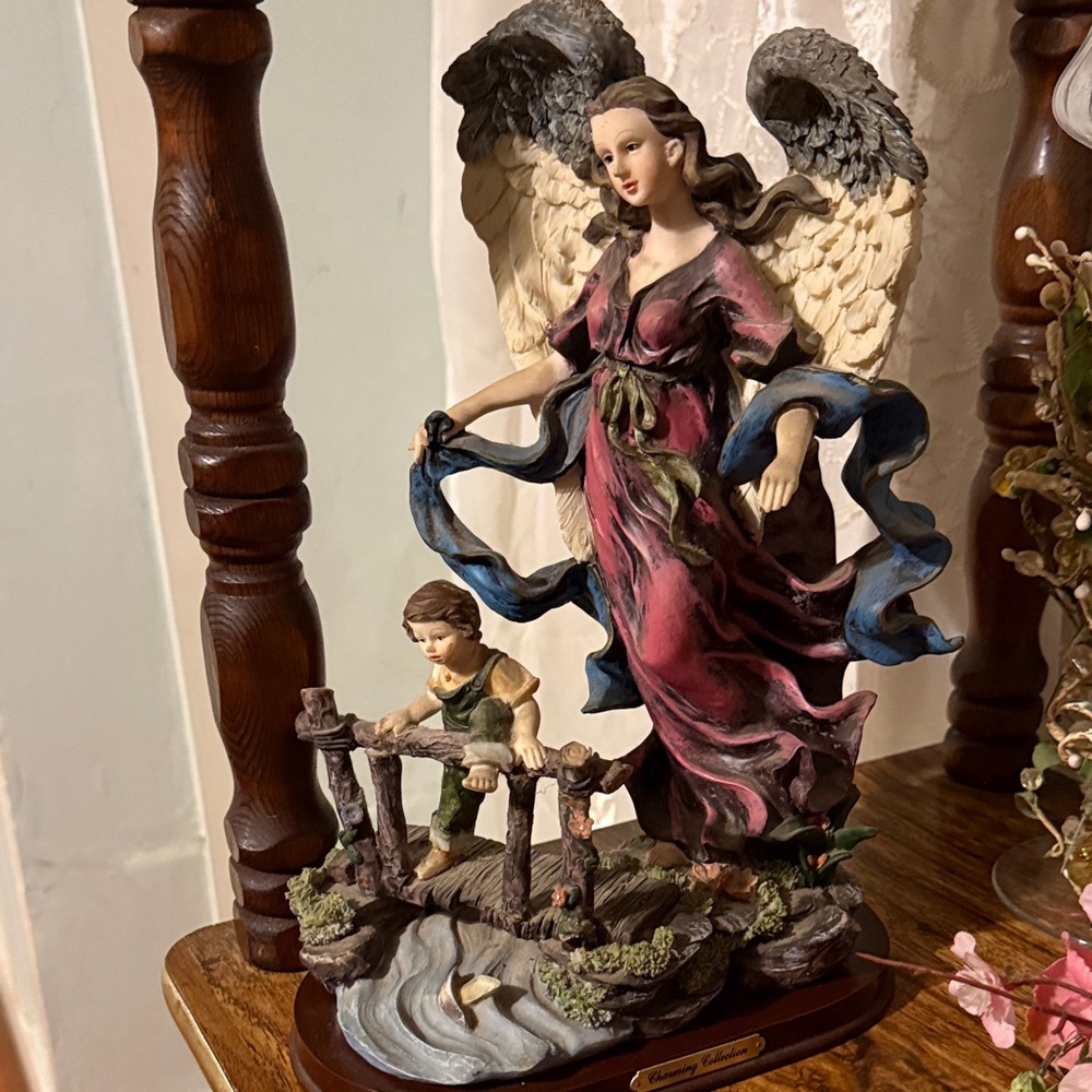 Angel and Child Figurine - Multicolor